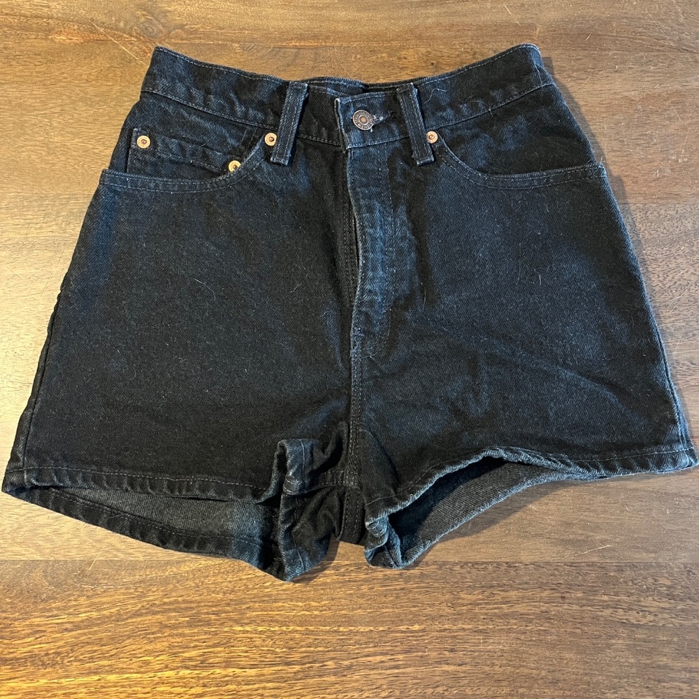 Vintage 1990s Levi’s 512 Black Jeans Shorts Size 7